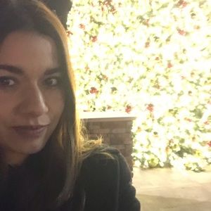 Meet your Posher, Ama